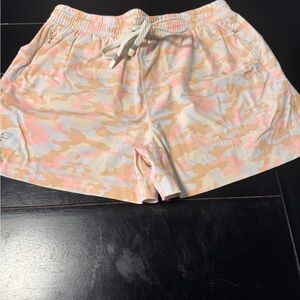 Fabletics The One 3” Pink Cream Camo Elastic-Waist Athletic Shorts